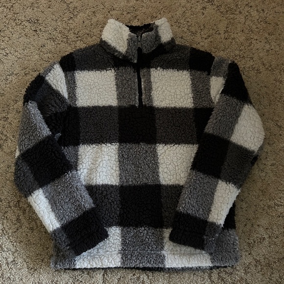 Girls plaid, sherpa pullover with zip-up.  Size YS (8-10). - Picture 1 of 4